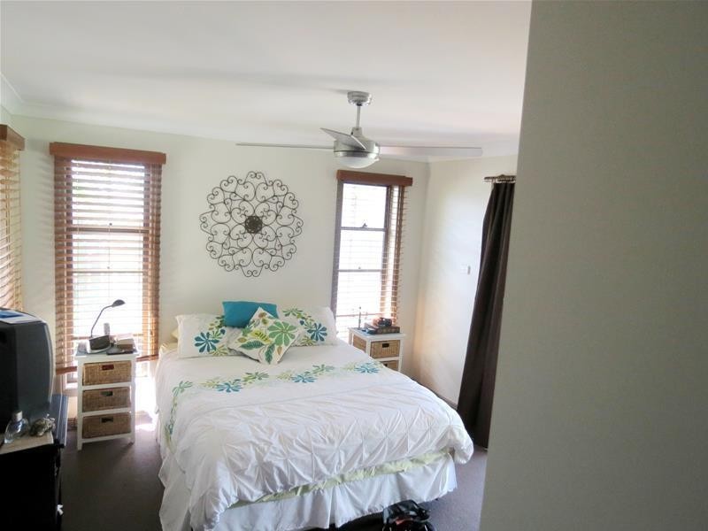 8 Buccaneers Court, Yamba NSW 2464