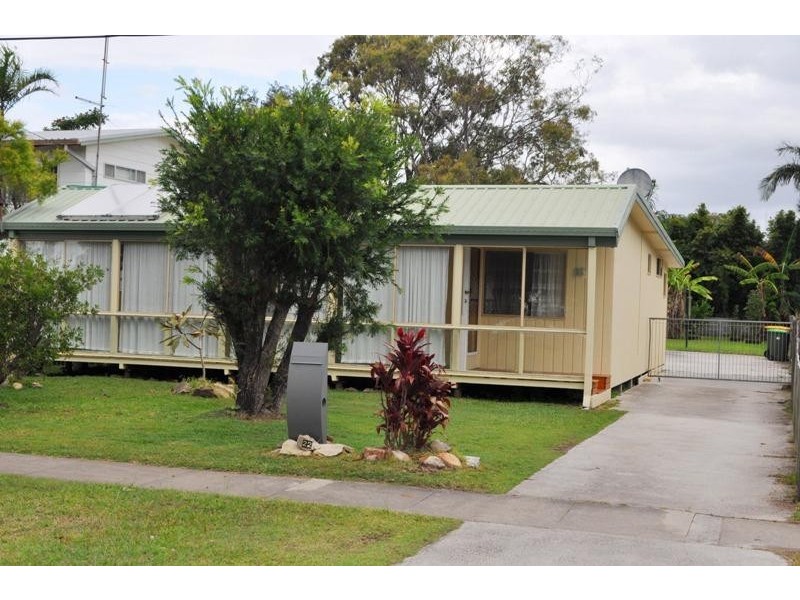 22 Yamba Road, Yamba NSW 2464