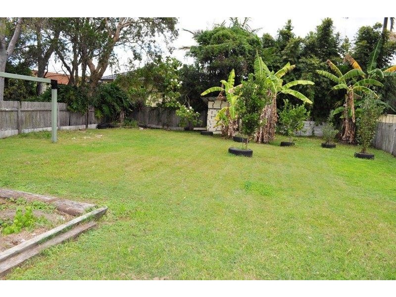 22 Yamba Road, Yamba NSW 2464