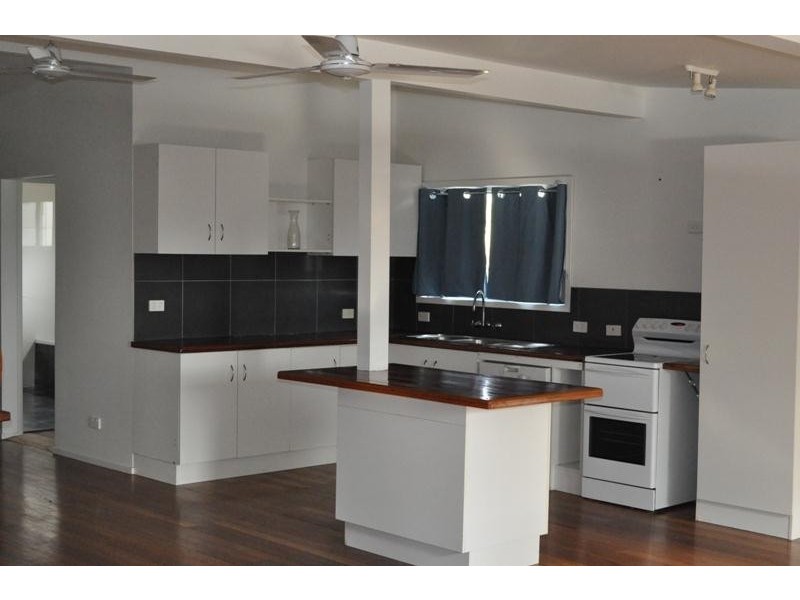 14 Susan Street, Yamba NSW 2464