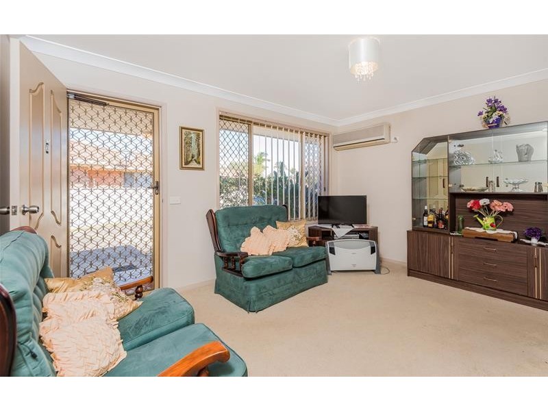 2/27 Heron Court, Yamba NSW 2464