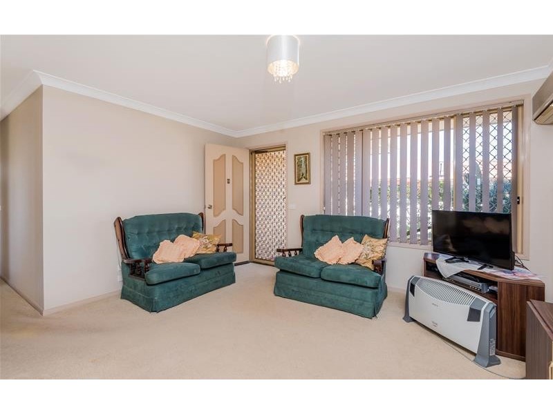 2/27 Heron Court, Yamba NSW 2464