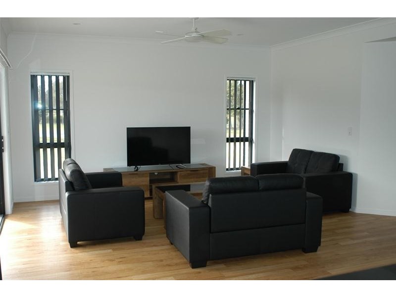 134 Carrs Drive, Yamba NSW 2464