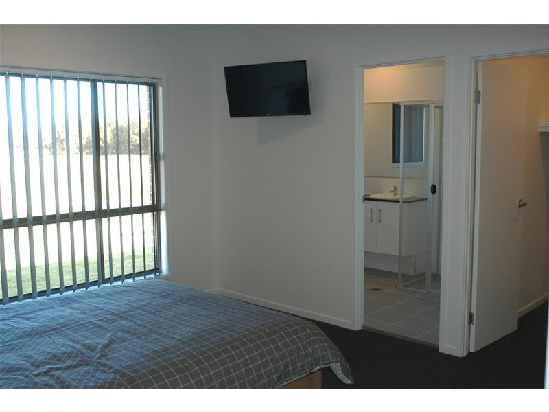 134 Carrs Drive, Yamba NSW 2464