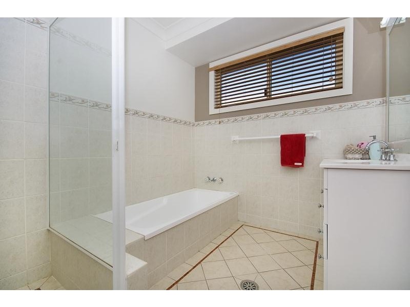 50 Harold Tory Drive, Yamba NSW 2464