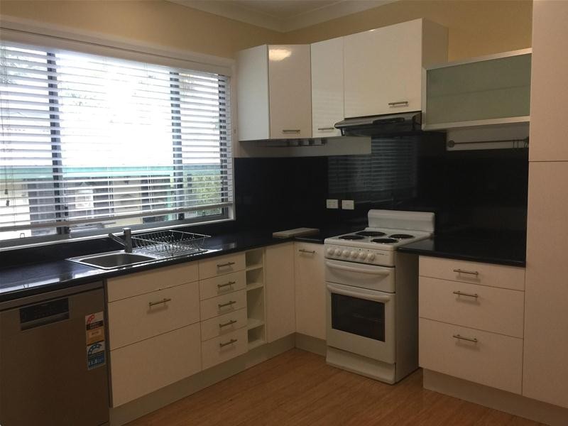 4 Carrington Street, Palmers Island NSW 2463