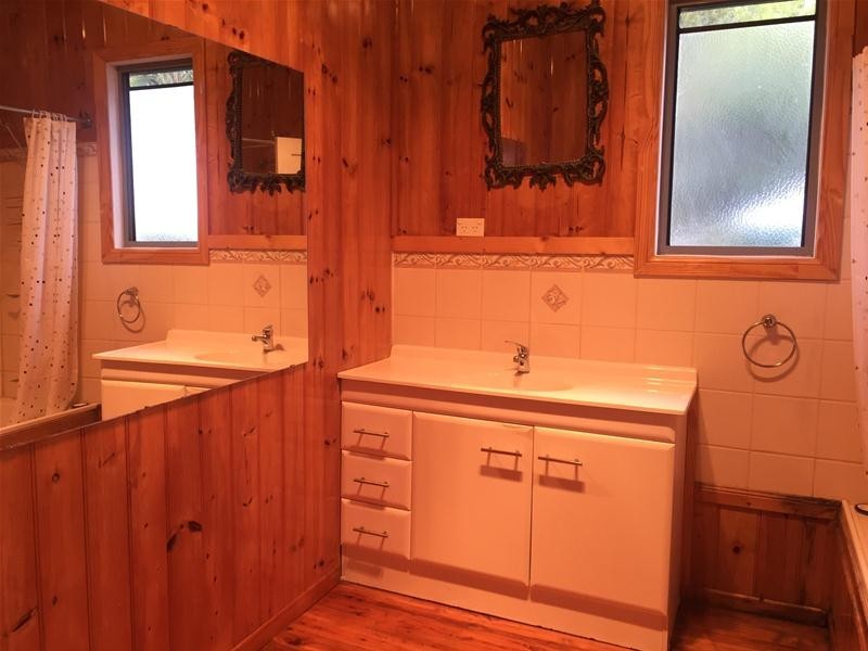 4 Carrington Street, Palmers Island NSW 2463