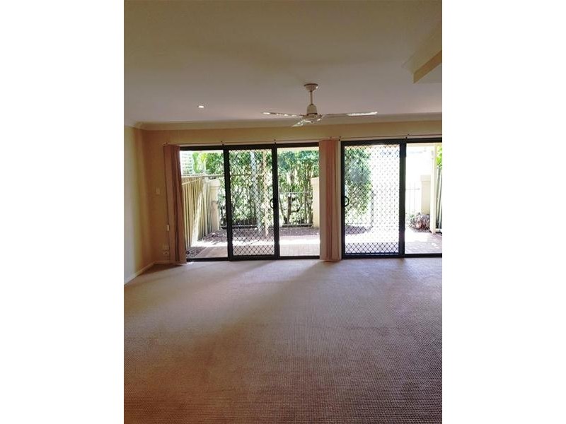 6/40 Beachside Way, Yamba NSW 2464