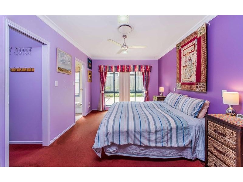 33 Beachside Way, Yamba NSW 2464