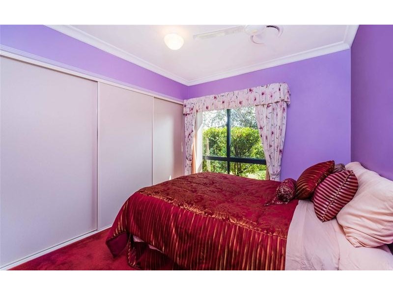 33 Beachside Way, Yamba NSW 2464