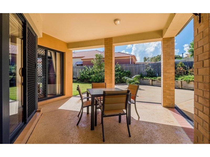 33 Beachside Way, Yamba NSW 2464