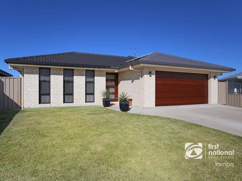 26 Kookaburra Court, Yamba NSW 2464