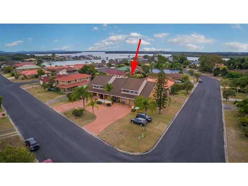 2/4 Mariners Way, Yamba NSW 2464