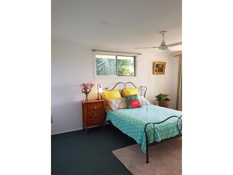 115 School Road, Palmers Island NSW 2463