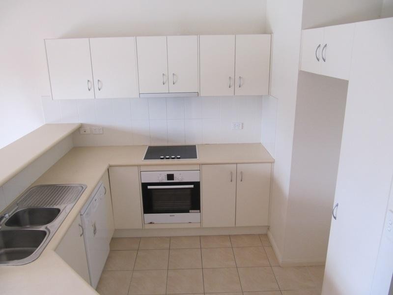 2/16 Yamba Road, Yamba NSW 2464