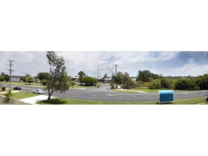 2/16 Yamba Road, Yamba NSW 2464