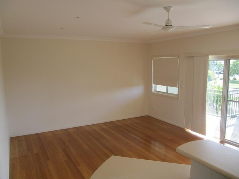 2/16 Yamba Road, Yamba NSW 2464