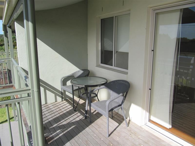 2/16 Yamba Road, Yamba NSW 2464