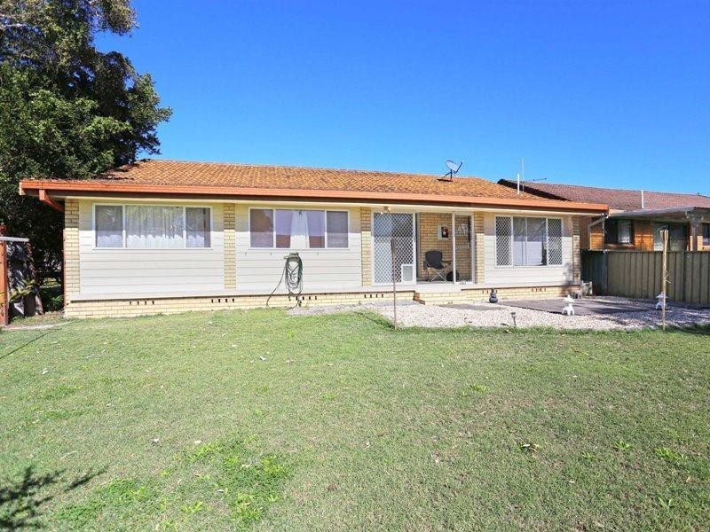 105 Yamba Road, Yamba NSW 2464