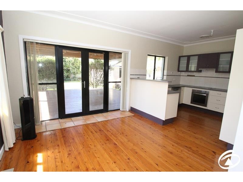 15 Lamrock Avenue, Orange NSW 2800