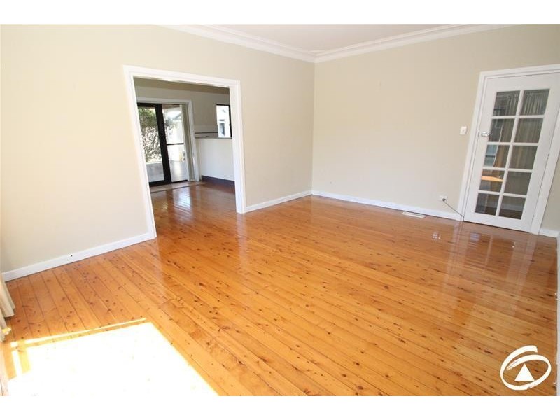 15 Lamrock Avenue, Orange NSW 2800