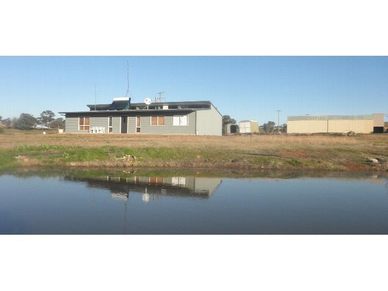 5145 Henry Parkes Way, Manildra NSW 2865