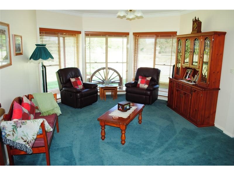 170 Canobolas Road, Orange NSW 2800