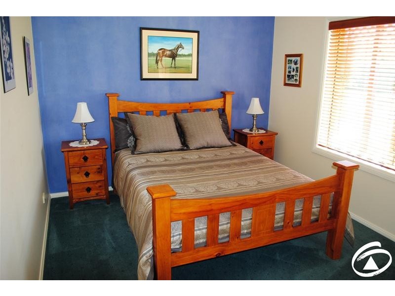 170 Canobolas Road, Orange NSW 2800