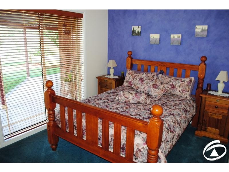 170 Canobolas Road, Orange NSW 2800