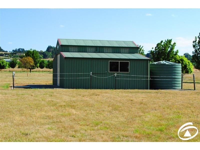 170 Canobolas Road, Orange NSW 2800