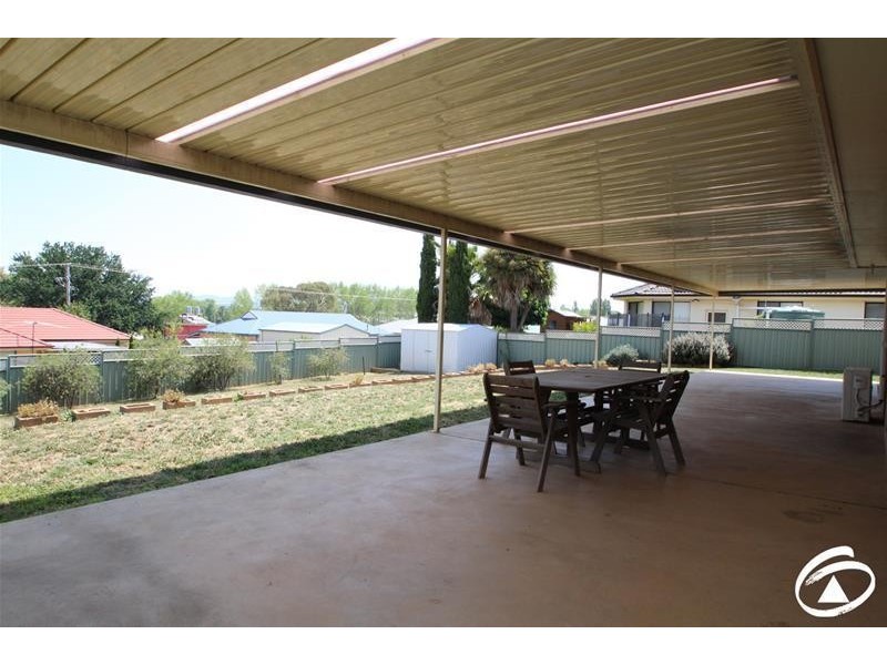 31 Quinlan Run, Orange NSW 2800