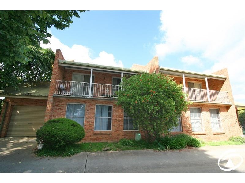 1  2/103 Edward Street, Orange NSW 2800