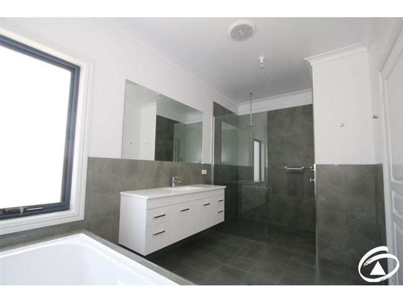 3 John Carroll Lane, Orange NSW 2800