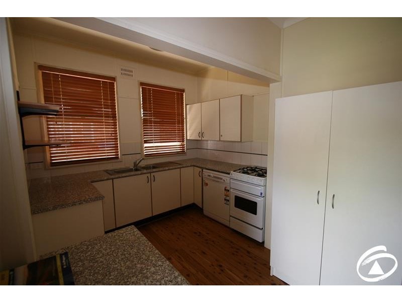 13 Spring Street, Orange NSW 2800