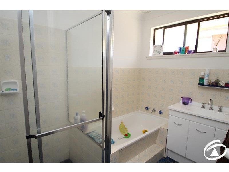 71 Burrendong Way, Orange NSW 2800