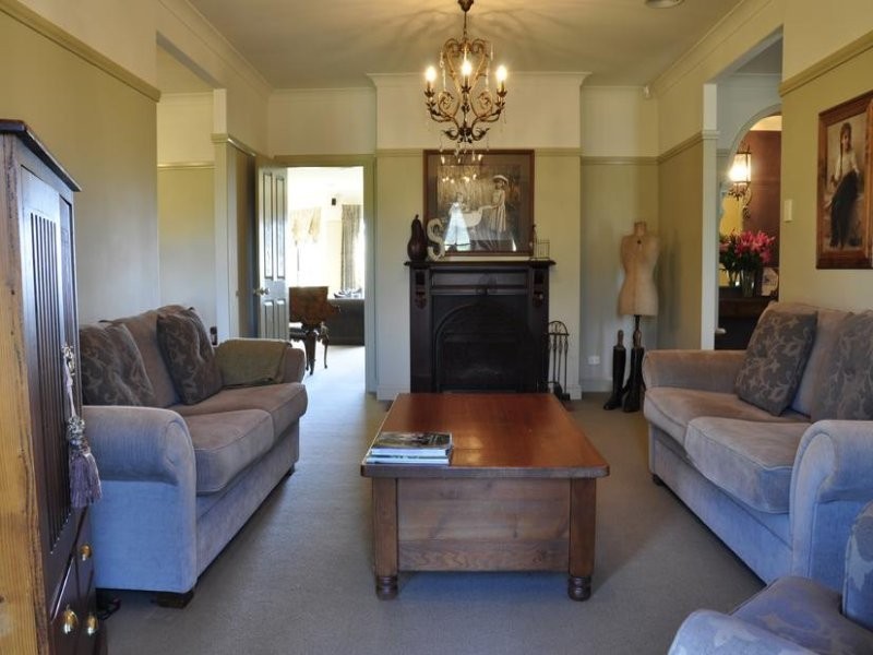 442 The Escort Way, Orange NSW 2800