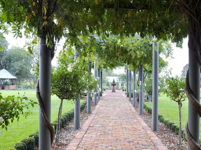 442 The Escort Way, Orange NSW 2800