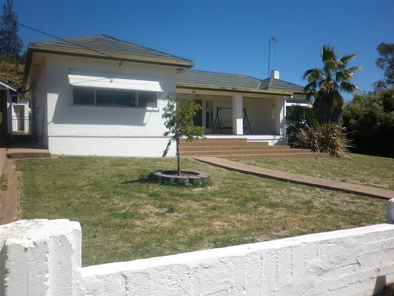 85 Watson Street, Molong NSW 2866