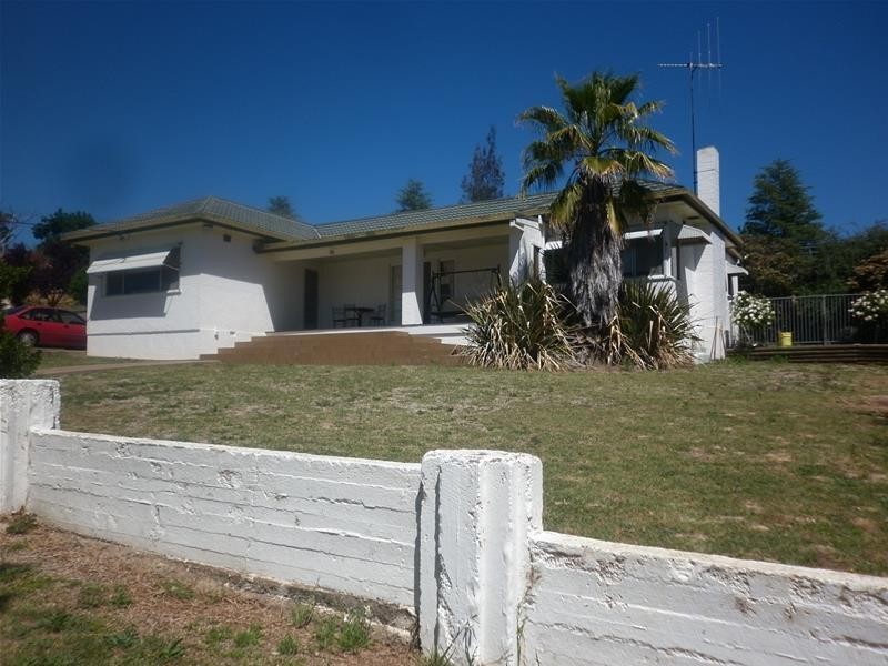 85 Watson Street, Molong NSW 2866