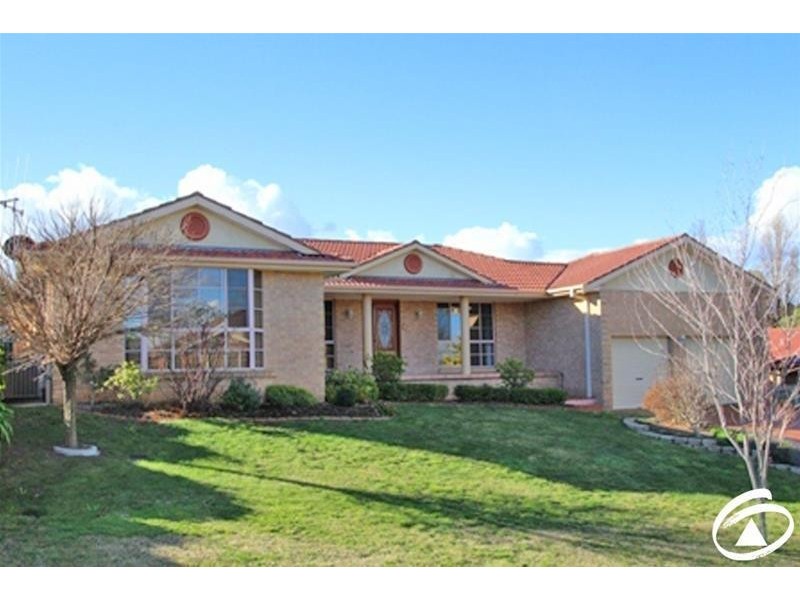 3 Booth Crescent, Orange NSW 2800