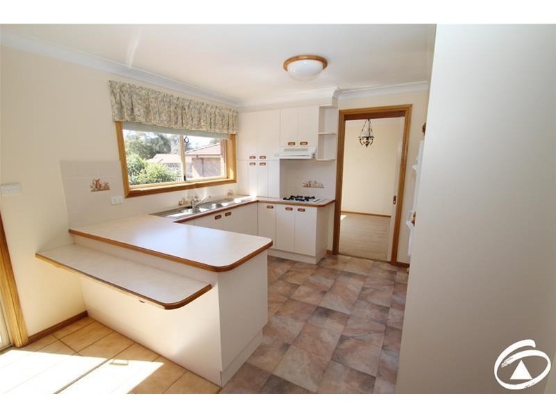 2 Shamrock Place, Orange NSW 2800