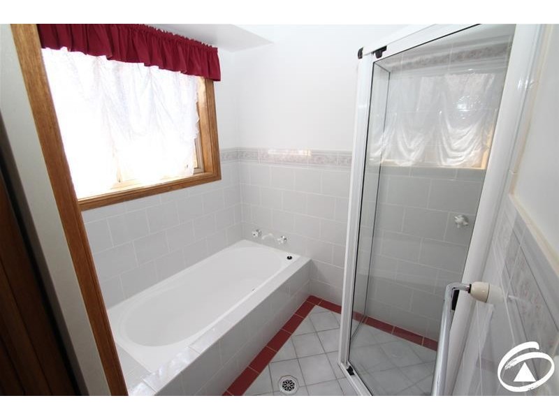 2 Shamrock Place, Orange NSW 2800