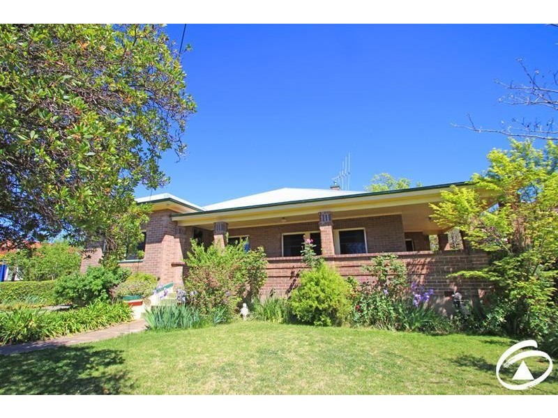 157 Sale Street, Orange NSW 2800