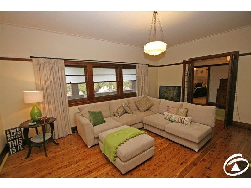 157 Sale Street, Orange NSW 2800