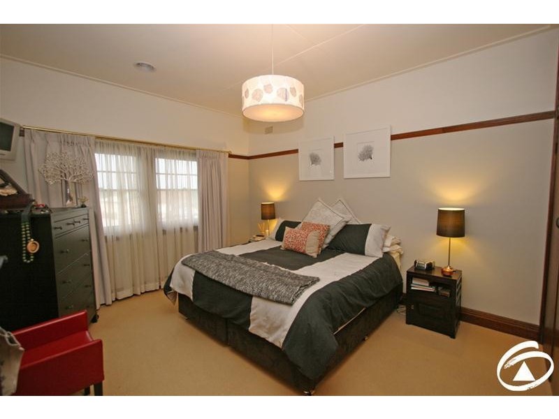 157 Sale Street, Orange NSW 2800