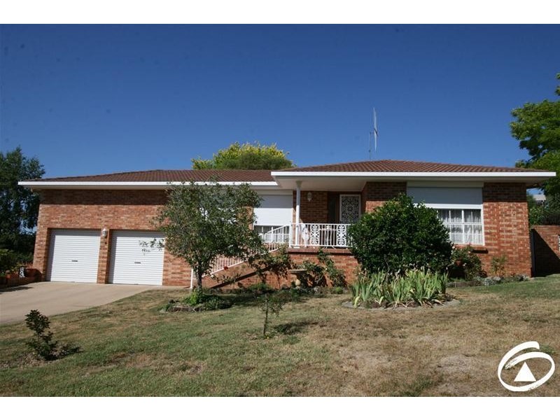 5 Kamdell Place, Orange NSW 2800