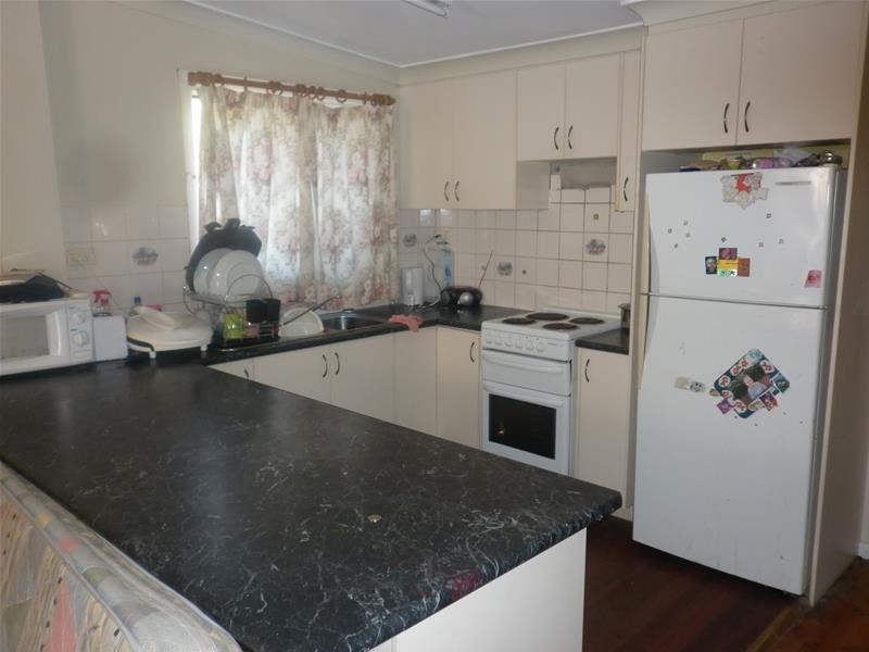 12 Molong Street, Manildra NSW 2865