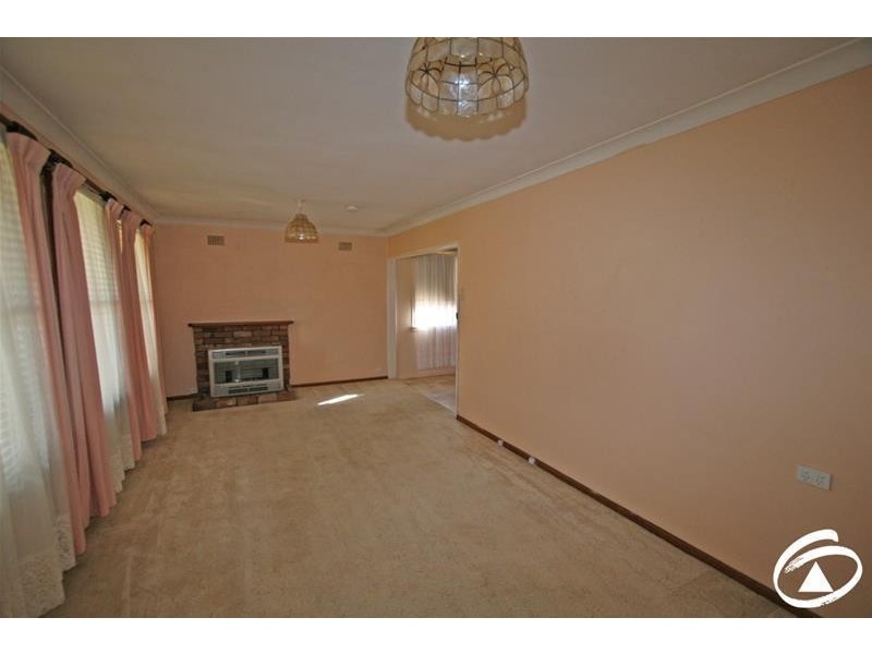 4 Nyrang Road, Orange NSW 2800