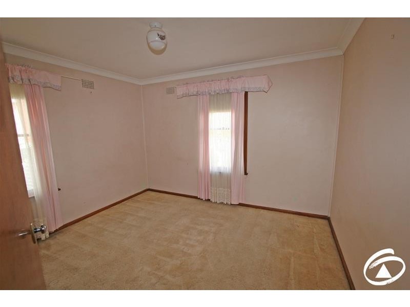 4 Nyrang Road, Orange NSW 2800