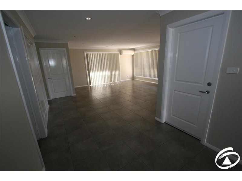 34 Terry Turner Drive, Orange NSW 2800